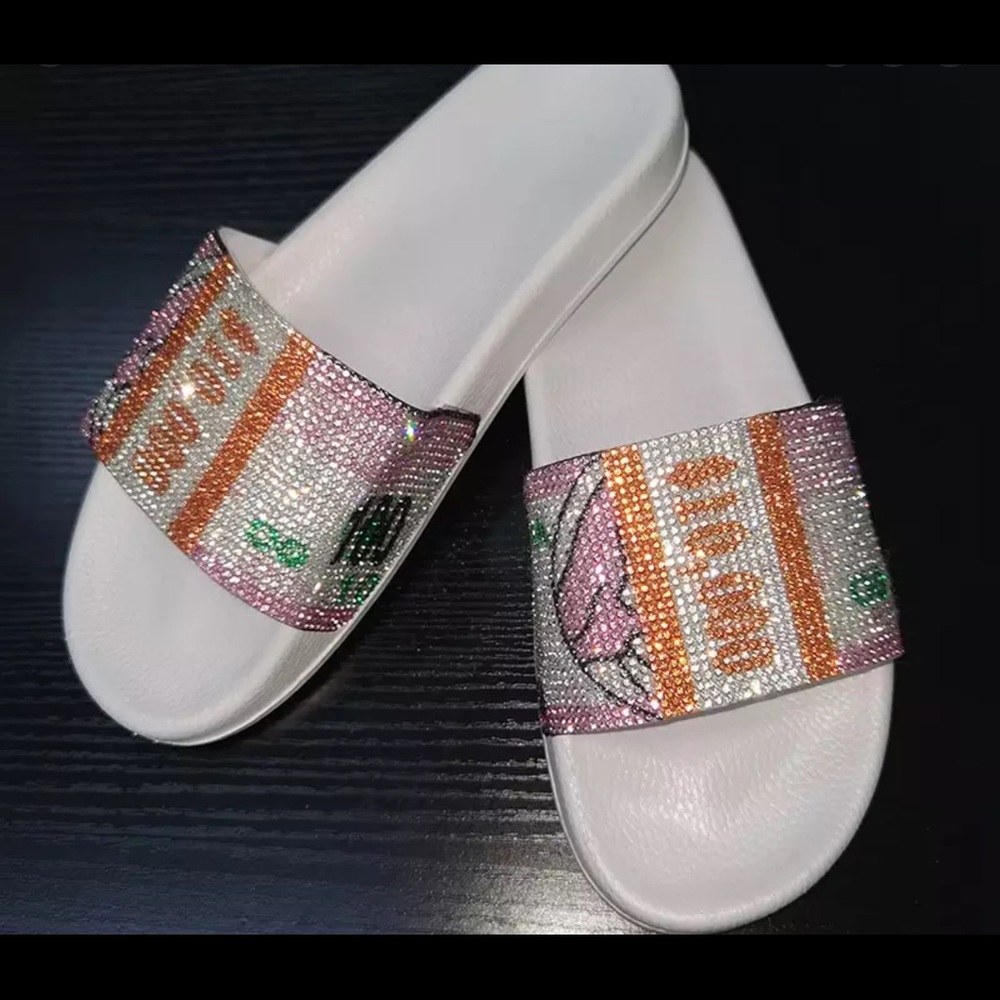 Bling Slippers - Picture 3 of 4
